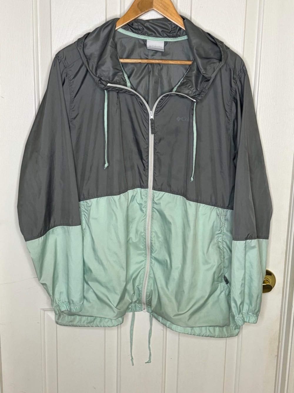 Columbia Windbreaker Jacket Womens 1X Gray Mint Hooded Lightweight